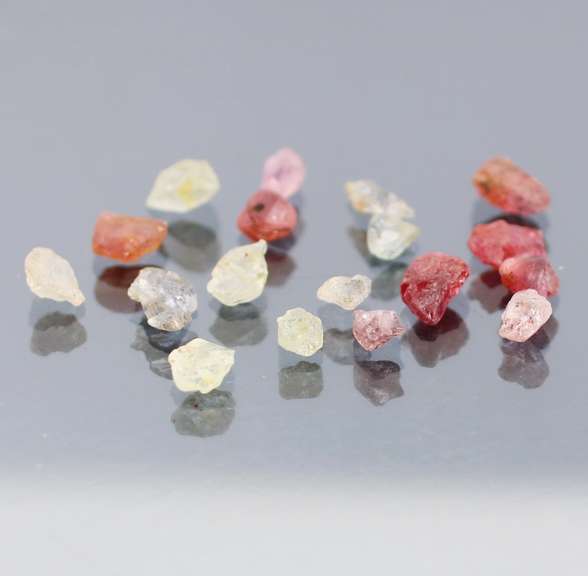 Exciting 18pc. 10.40ct unheated uncut Sapphire set