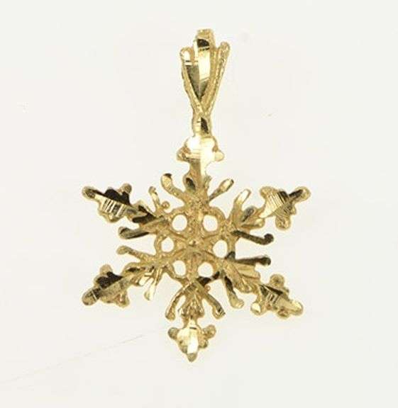 14K Yellow Gold Diamond Cut Snow Flake Winter Motif Charm/Pendant