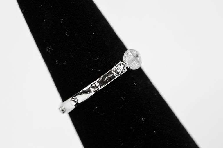 14k White Gold Cross Ring Size 6