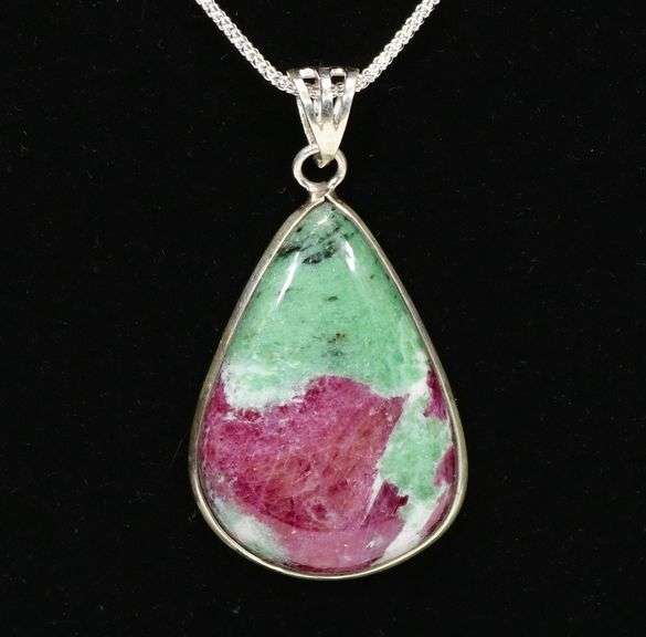 Beautiful 47.35ct Ruby in Zoisite pendant