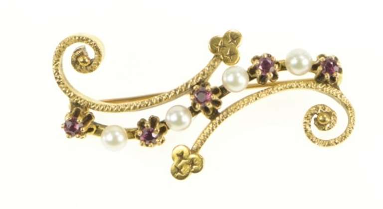 14K Yellow Gold 1940's Ruby Pearl Scroll Swirl Clover Ornate Pendant