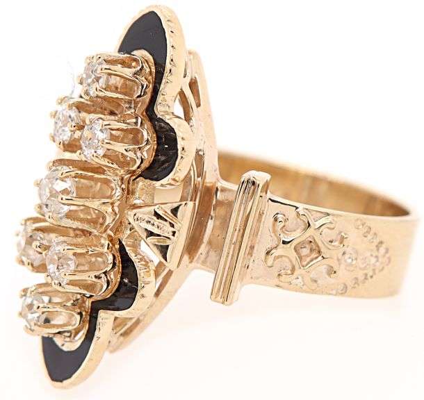 Vintage 0.50ctw European Cut Diamond and Enamel Ring in 14K