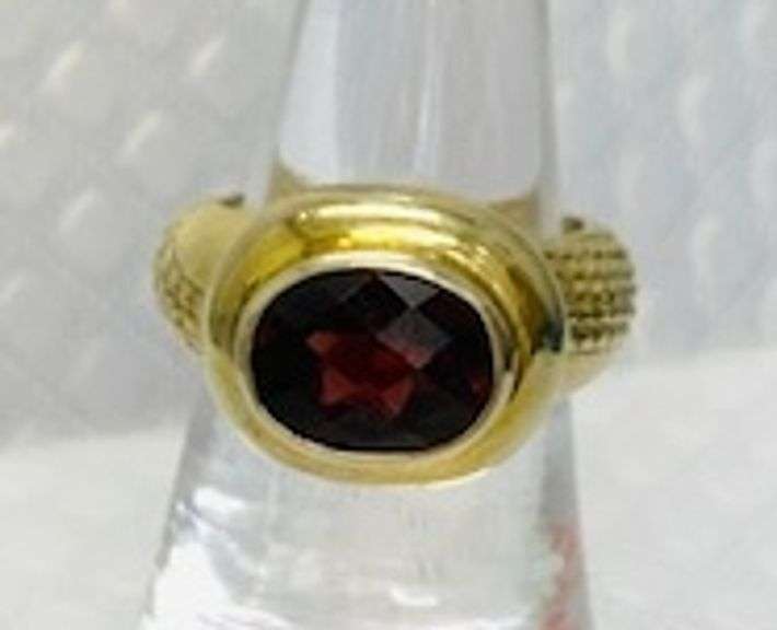 Beautiful Genuine Garnet High Quality Garnet silver Ring