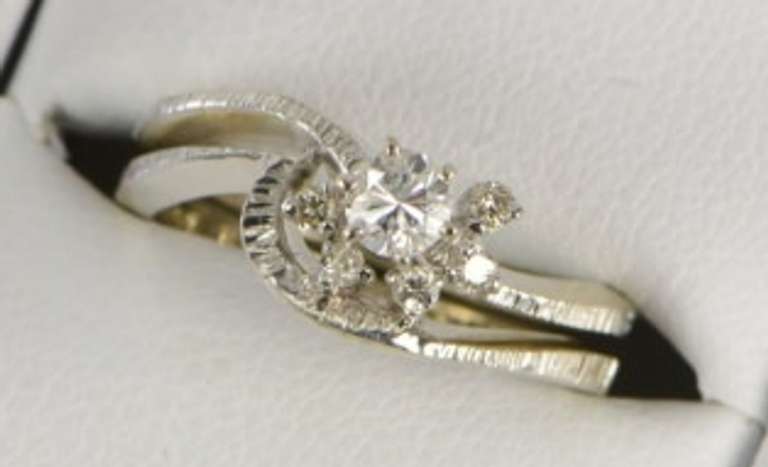 14K White Gold 0.29 Ctw 1950's Diamond Bridal Engagement Ring