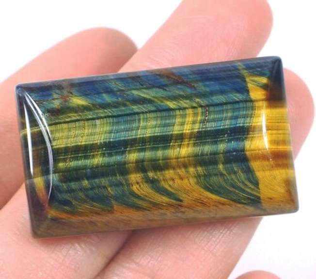 Dramatic 83ct Tiger Eye cabochon