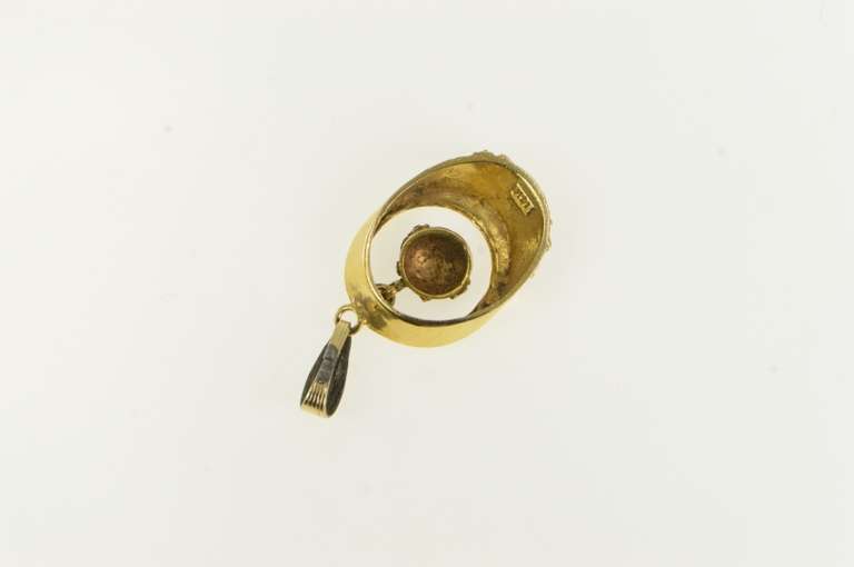 14K Yellow Gold Ornate Etruscan Motif Vintage Statement Pendant