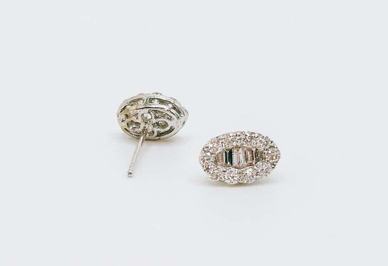 Oval Diamond 18k White Gold Earrings