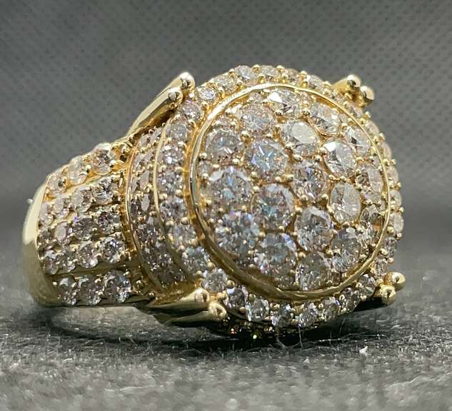 14K YELLOW GOLD MENS CHAMPIONSHIP STYLE RING WITH 4.50 CARATS T.W.