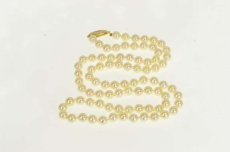 14K Yellow Gold 6.2mm Classic Retro 1950's Pearl Strand Necklace
