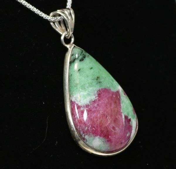 Beautiful 47.35ct Ruby in Zoisite pendant