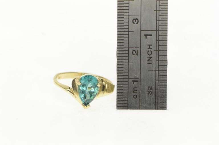 14K Yellow Gold Pear Cut Blue Topaz Scalloped Vintage Statement Ring