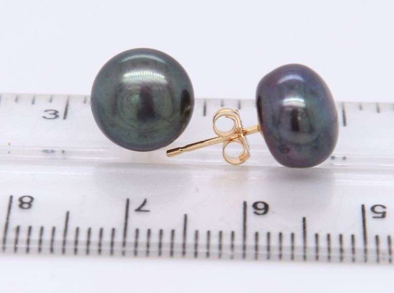 Yellow Gold Button Pearl Stud Earrings