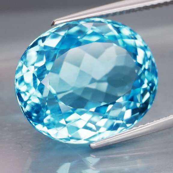 Big 18.70ct Swiss blue Topaz