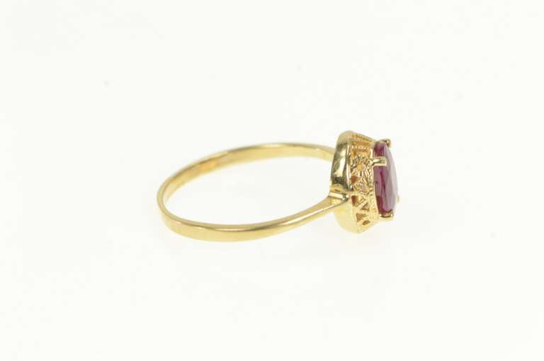 14K Yellow Gold Oval Natural Ruby Solitaire Filigree Vintage Ring
