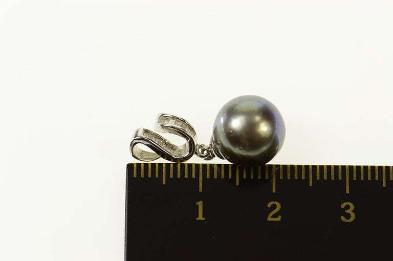 14K White Gold Black Pearl Baguette Diamond Wavy Statement Pendant