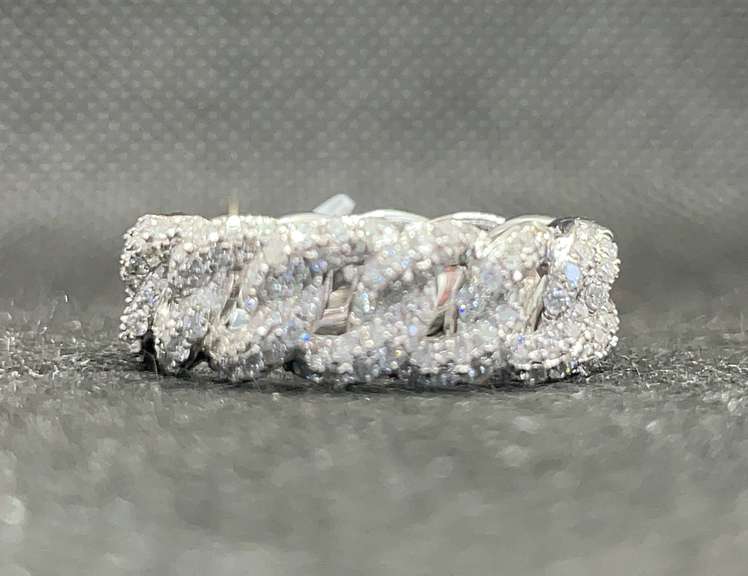 LADIES HALF-WAY DIAMOND CUBAN LINK RING IN 14K WHITE GOLD (1.00 CARAT T.W.)