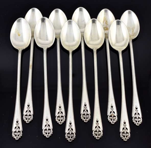 Estate Intenational Queen's Lace Service for 10 Sterling Flatware