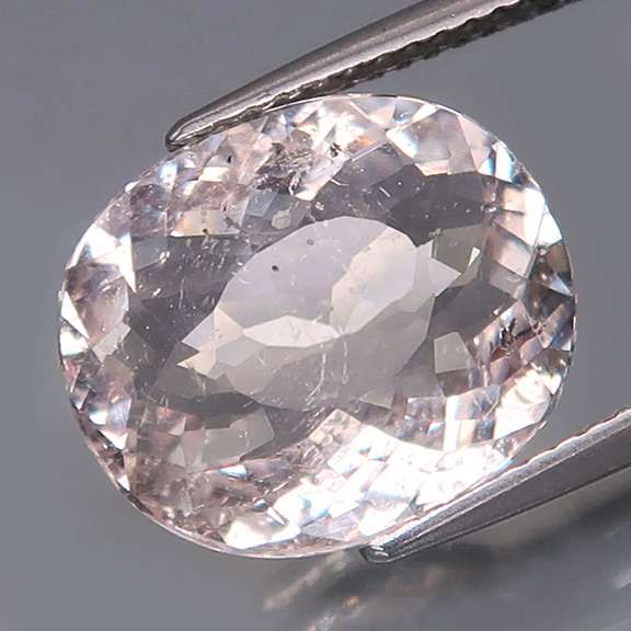 Superb 6.27ct high fire platinum pink Morganite