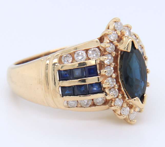 Fantastic Yellow Gold Blue Sapphire and Diamond Cocktail Ring