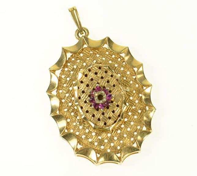 14K Yellow Gold Retro Ornate Scalloped Ruby Oval Locket Pendant