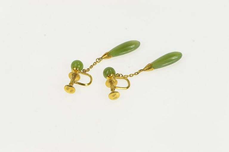 14K Yellow Gold 1960's Nephrite Tear Drop Dangle Screw Back Earrings