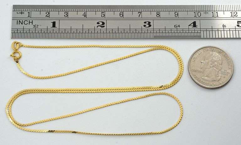 Practical 14k Serpentine Necklace