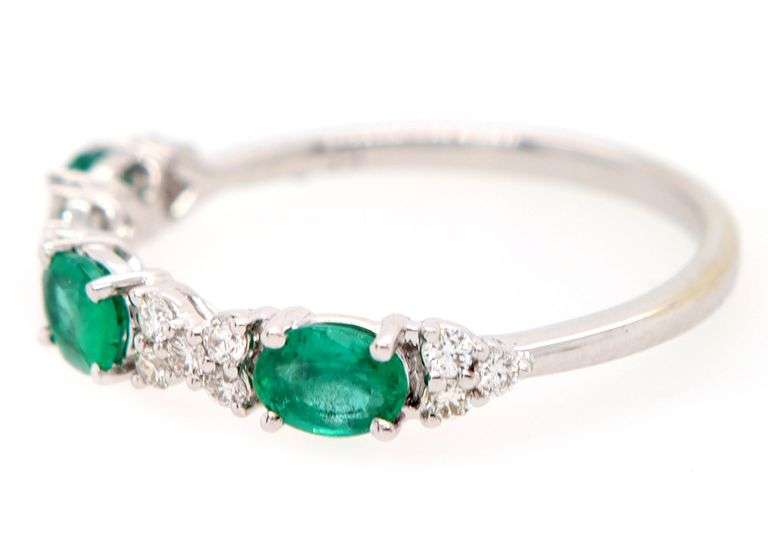 New 0.65ctw Oval Emeralds and 0.20ctw Diamond Band Ring in 14K