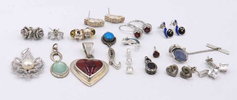 Group Lot of Vintage 925 Sterling Silver Jewelry