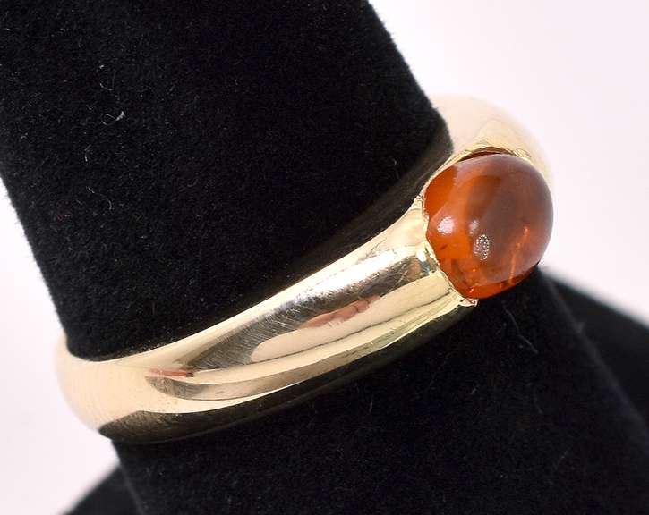 Simple Beauty Amber Ring In 14K Yellow Gold