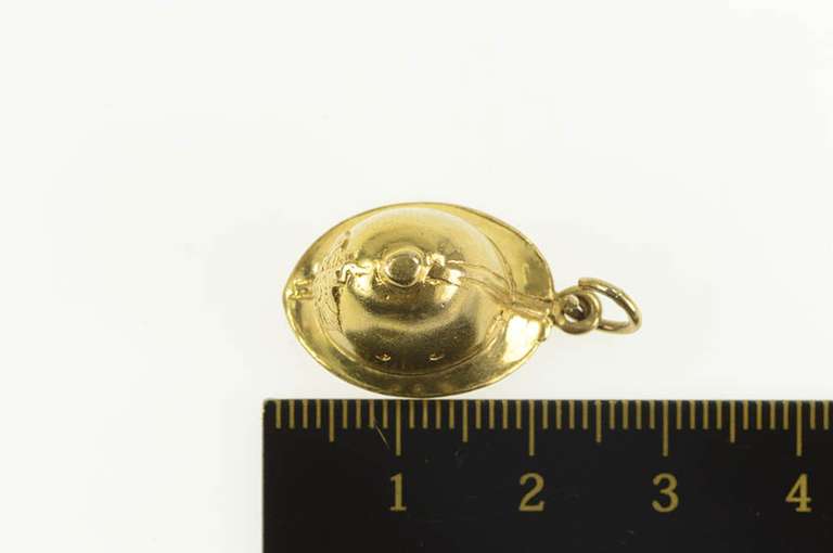 9K Yellow Gold 3D Bahamian Policemans Helmet Bahamas Charm/Pendant