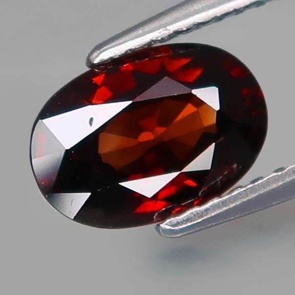 Collectors! 2.18ct VS natural Imperial Zircon