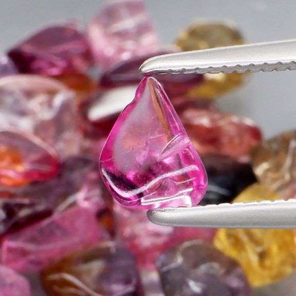 Superb 19.32ct collection of free form Spinels