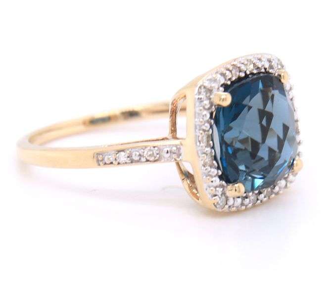 Amazing Yellow Gold Blue Topaz and Diamond Cocktail Ring