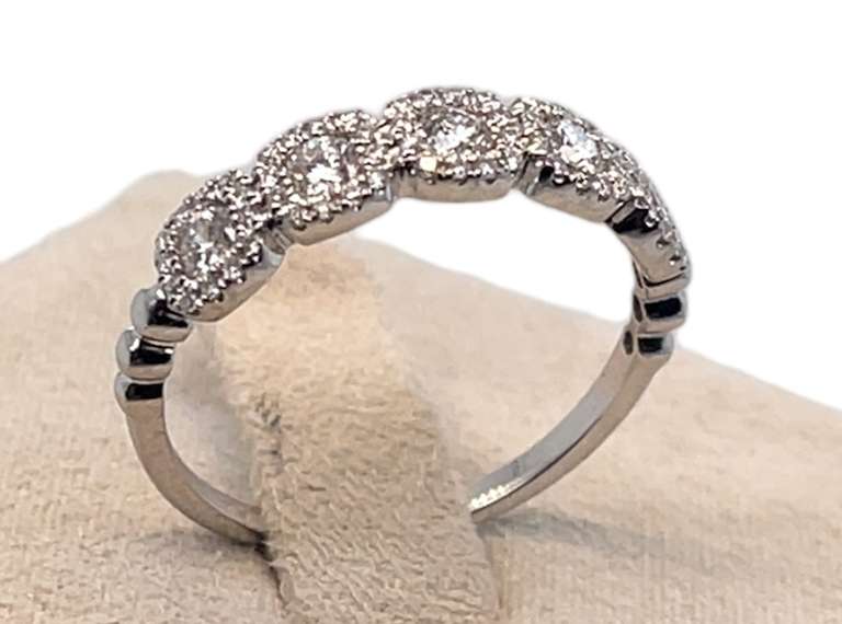 14K WHITE GOLD RING WITH DIAMONDS