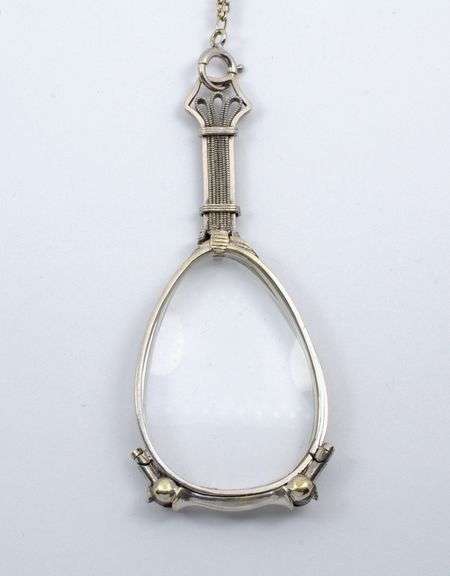 Feminine Lorgnette with Necklace