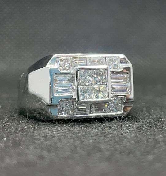 MENS 14K WHITE GOLD RECTANGLE PRINCESS AND BAGUETTE CUT DIAMOND RING