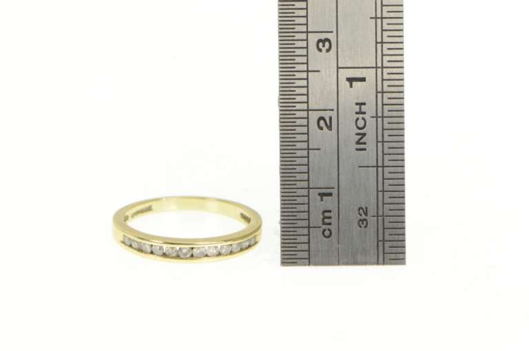 10K Yellow Gold Classic Diamond Vintage Wedding Band Ring