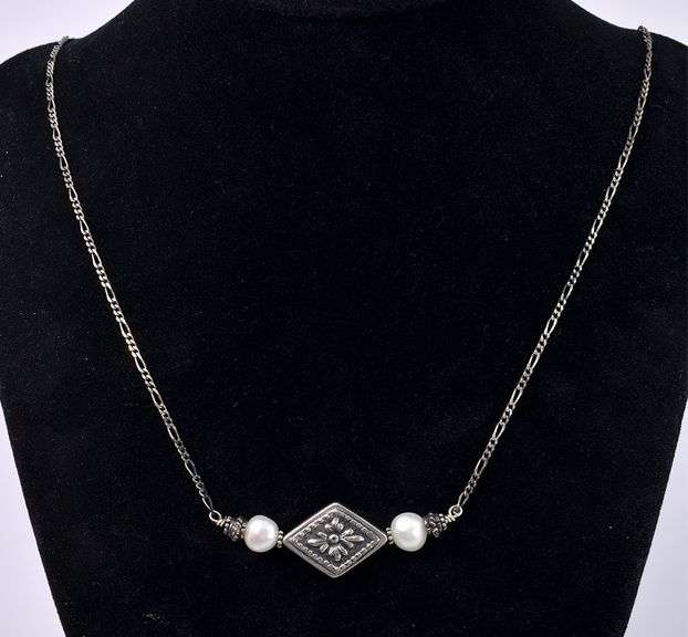 Pearl Necklace In Sterling Silver