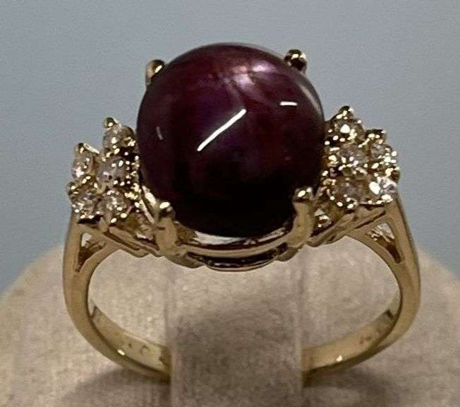 Ring with Cat Eye Gemstone and Diamonds