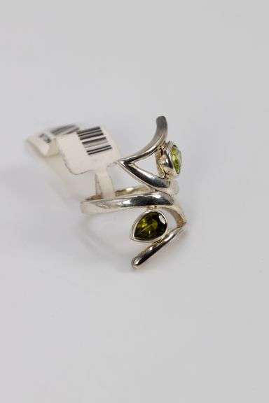 Sterling Silver Natural Peridot Ring