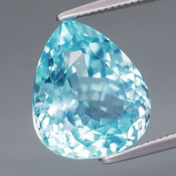Excellent 5.74ct top sky blue Topaz