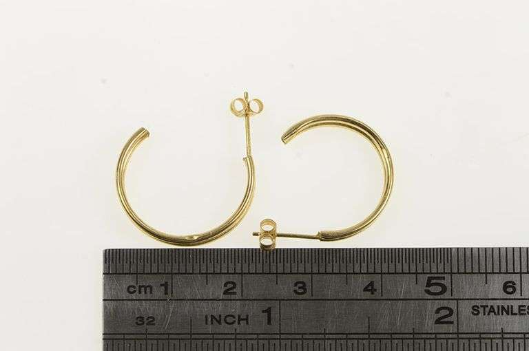 14K Yellow Gold Vintage Classic 18.3mm Semi Hoop Earrings