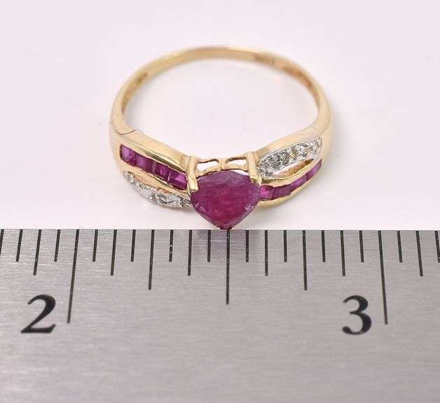 Stunning Ruby Ring In Yellow Gold