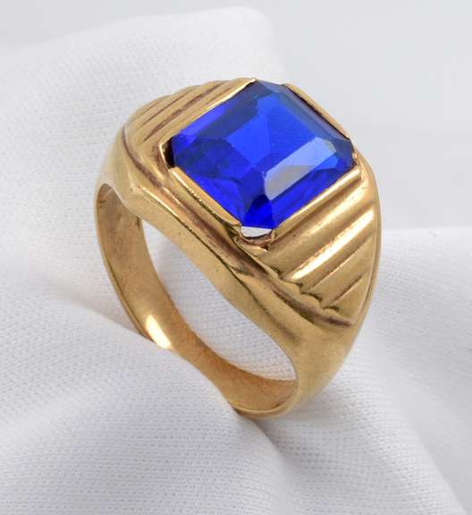 Man's Synthetic Sapphire Ring