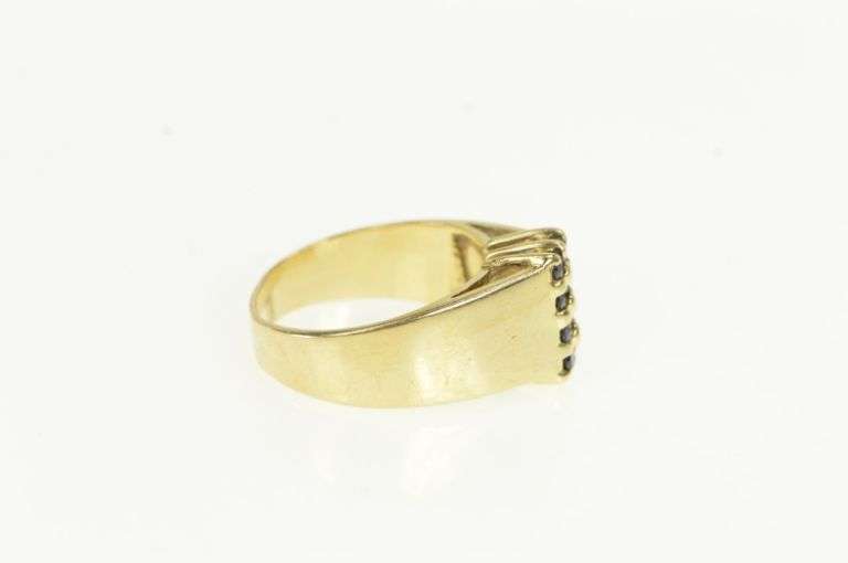 14K Yellow Gold Squared Sapphire Vintage Graduated Statement Ring
