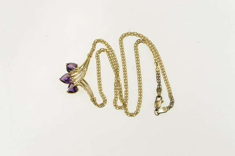 14K Yellow Gold Heart Amethyst Diamond Accent Chevron Chain Necklace