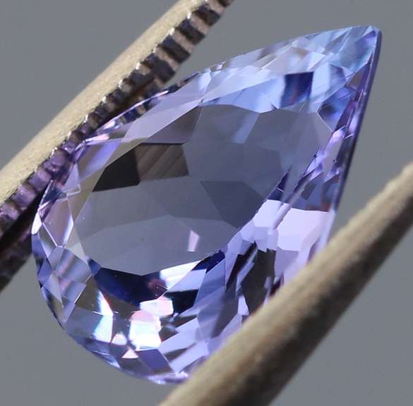 Gorgeous 1.34ct top blue violet Tanzanite