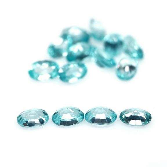 Vibrant blue! 11.57ct 14pc Cambodian Zircon set
