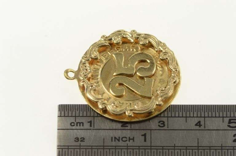 14K Yellow Gold 1950's Ornate 25th Anniversary Scalloped Charm/Pendant