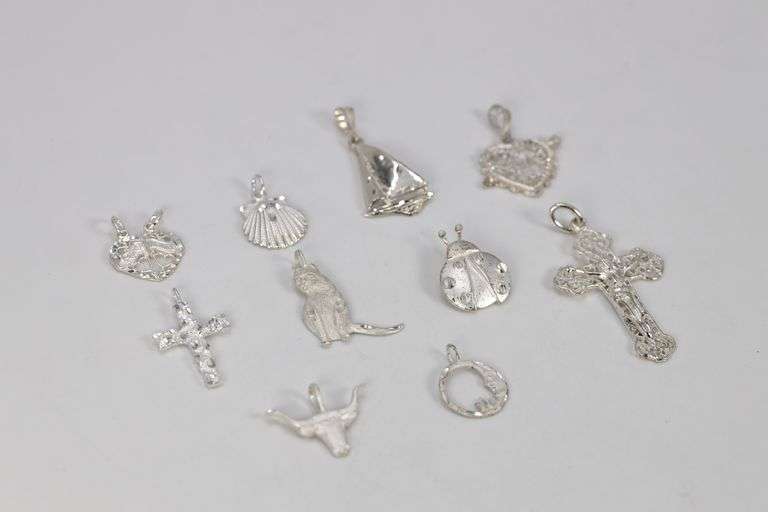 Sterling Silver Vintage Pendant Assortment Various Sizes & Styles (10 Pendant Lot)